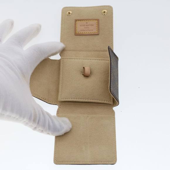 LOUIS VUITTON Monogram Jewelry Case Accessory Case LV Auth 46394 - Picture 9 of 16